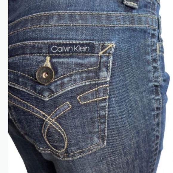 CALVIN KLEIN Y2K vintage boot cut flair jeans size 6 but fits like a size 8. - Picture 4 of 7